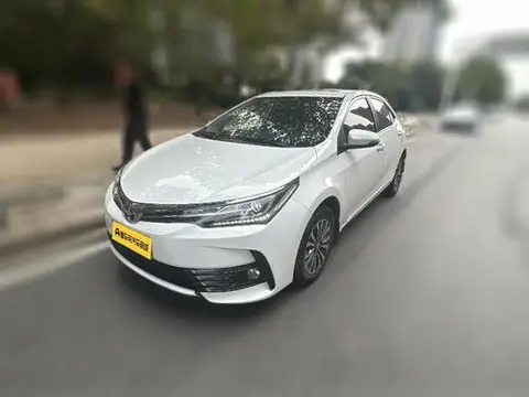 Toyota Corolla 2018 — фото 1