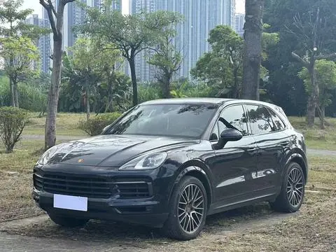 Porsche Cayenne 2023