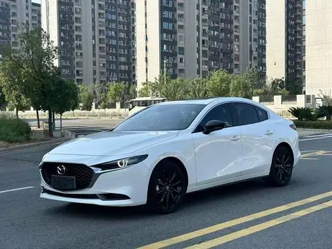 Mazda 3 昂克赛拉 2023 — фото 1