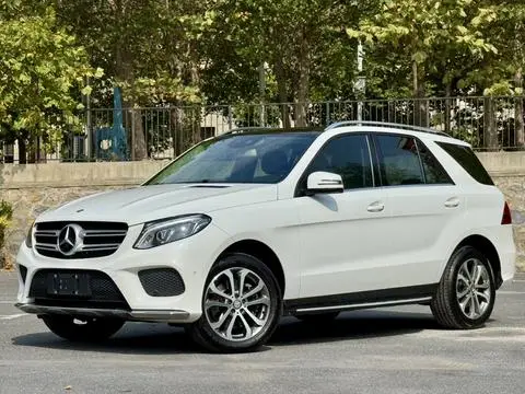 Mercedes-Benz GLE 2016