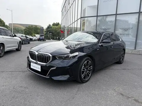 BMW 5 Series 2025