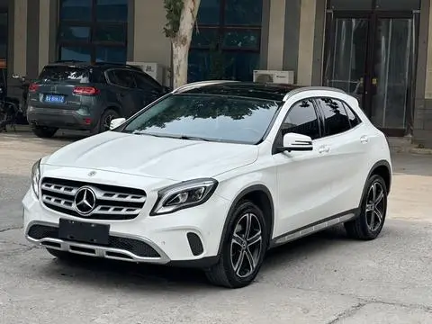Mercedes-Benz GLA 2018 — фото 1
