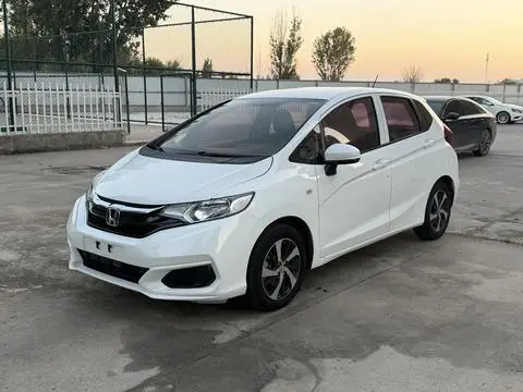Honda Fit 2018 — фото 1