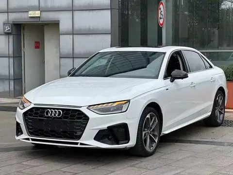 Audi A4L 2020 — фото 1