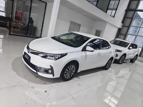 Toyota Corolla 2017 — фото 1