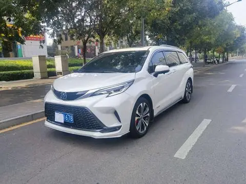 Toyota Granvia 2023