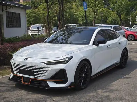 Changan UNI-V 2024