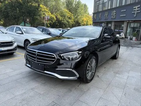 Mercedes-Benz E-Class 2022 — фото 1