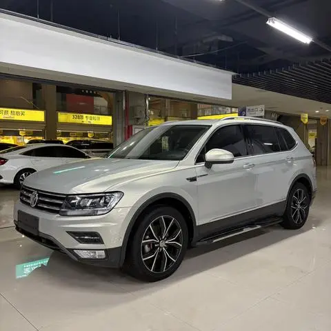 Volkswagen Tiguan L 2019 — фото 1
