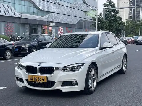 BMW 3 Series 2018 — фото 1