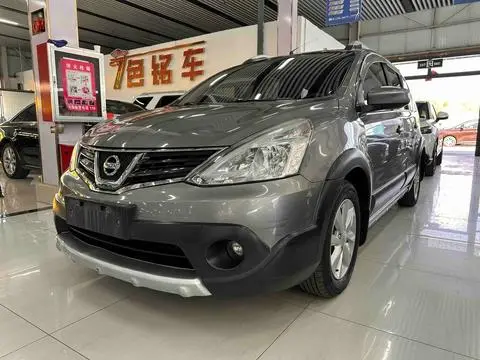 Nissan 骊威 2013