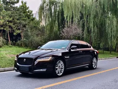 Jaguar XFL 2020