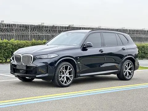 BMW X5 2025 — фото 1