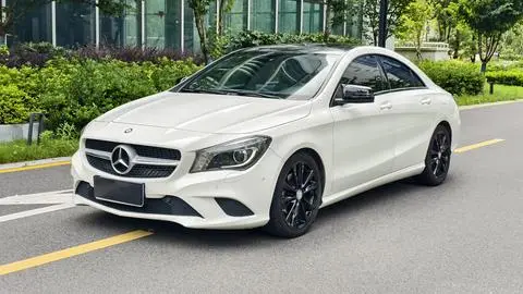 Mercedes-Benz CLA 2015