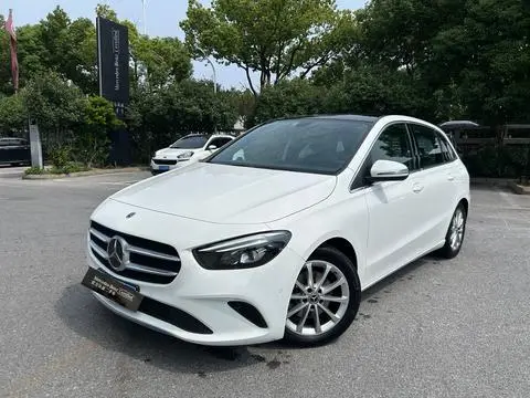 Mercedes-Benz B-Class 2023