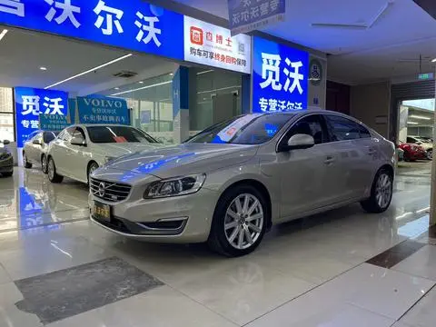 Volvo S60 PHEV 2015