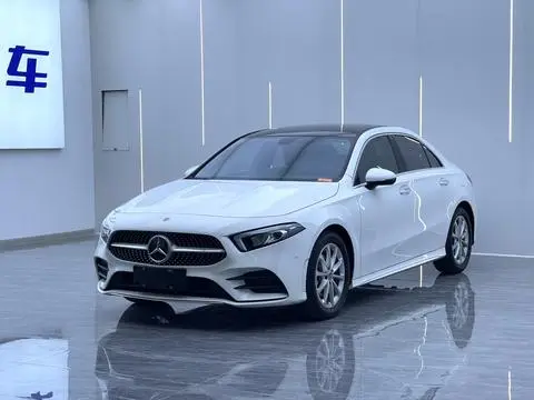 Mercedes-Benz A-Class 2022 — фото 1