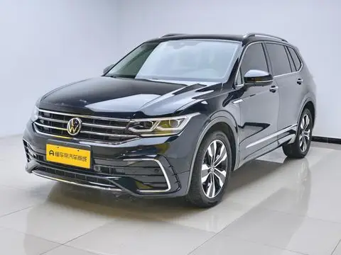 Volkswagen Tiguan L 2022