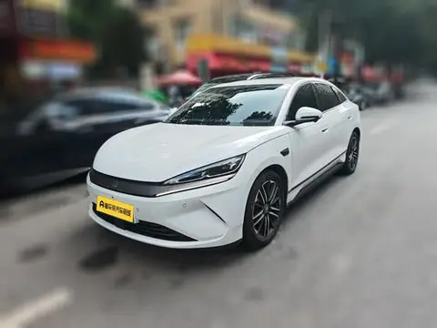BYD 秦L EV 2025