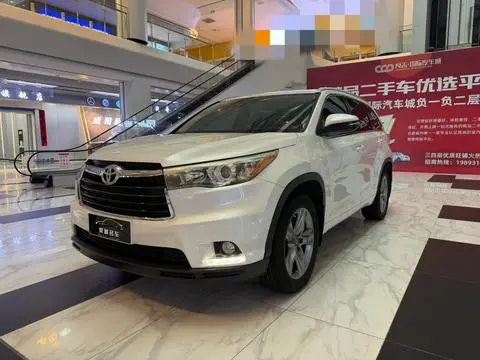 Toyota Highlander 2015