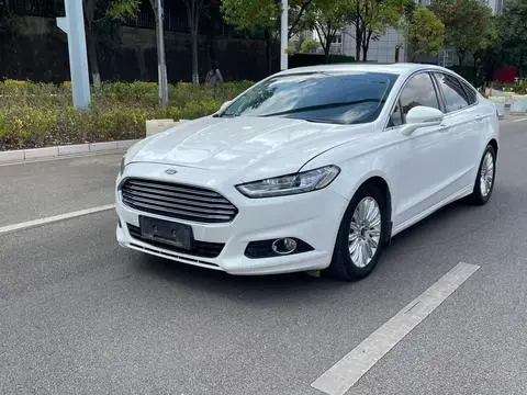 Ford 蒙迪欧 2013