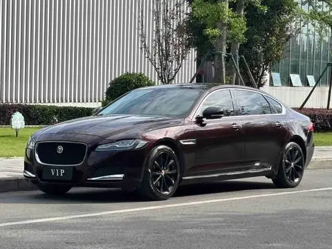 Jaguar XFL 2018