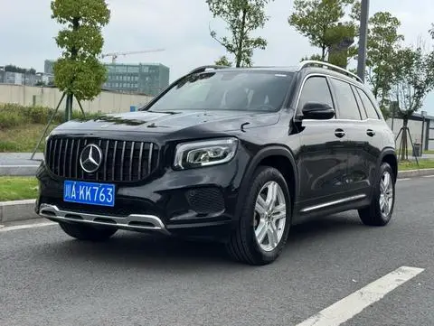Mercedes-Benz GLB 2021