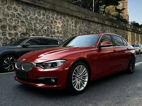 BMW 3 Series 2018 — фото 1