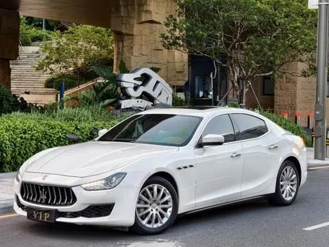 Maserati Ghibli 2019 — фото 1