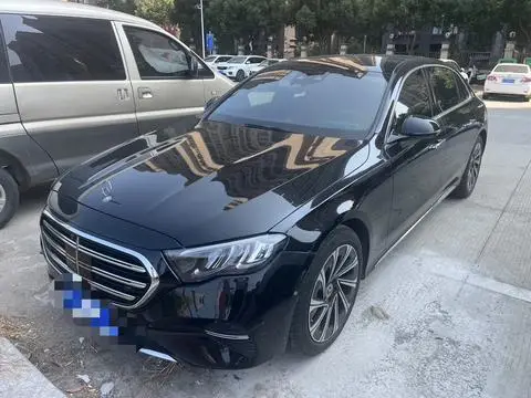 Mercedes-Benz E-Class 2024