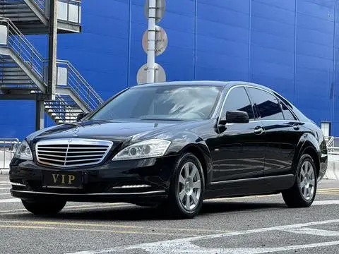 Mercedes-Benz S-Class 2012