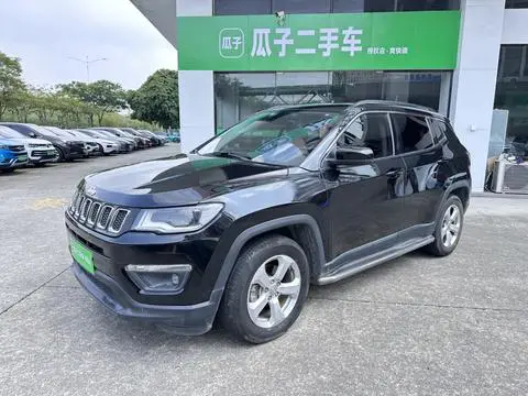 Jeep 指南者 2017