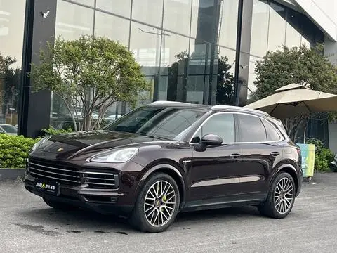 Porsche Cayenne E-Hybrid 2021 — фото 1