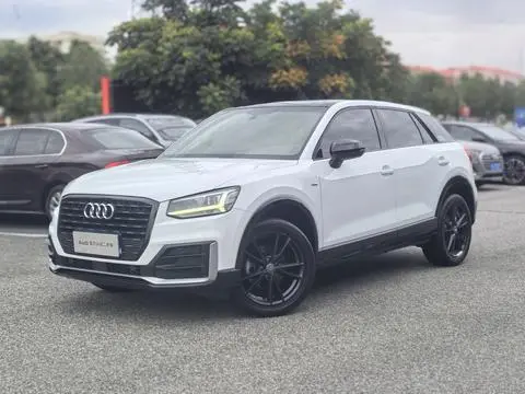 Audi Q2L 2021