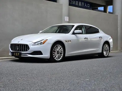 Maserati Quattroporte 2013