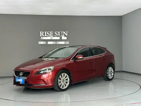 Volvo V40 2014