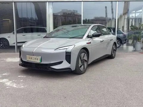 Hongqi EH7 2025
