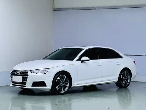 Audi A4L 2017