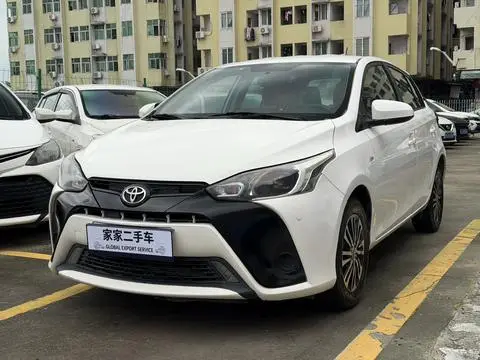 Toyota YARIS L 2016 — фото 1