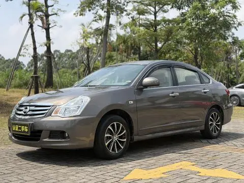 Nissan 轩逸 2012