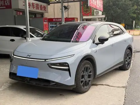 XPeng 小鹏G7 2025