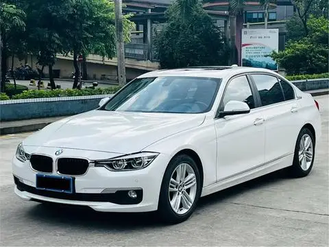 BMW 3 Series 2017 — фото 1