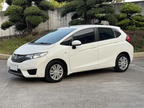 Honda Fit 2014 — фото 1