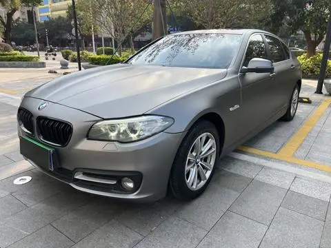 BMW 5 Series 2014 — фото 1