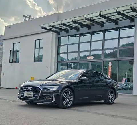 Audi A6L 2023 — фото 1