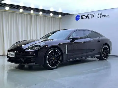 Porsche Panamera 2022