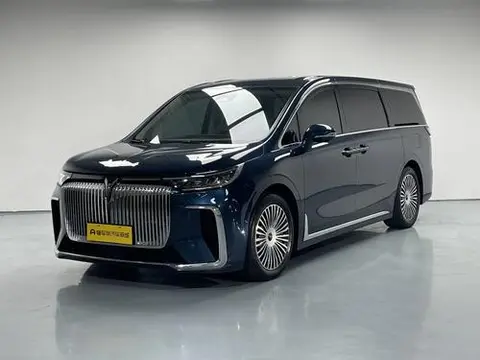 Voyah 梦想家 PHEV 2025