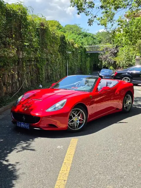 Ferrari California T 2009
