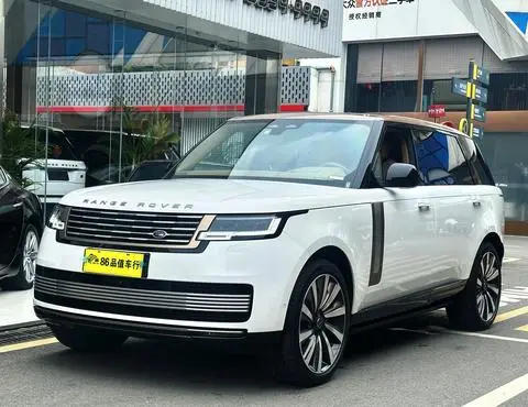 Land Rover 揽胜 2024 — фото 1