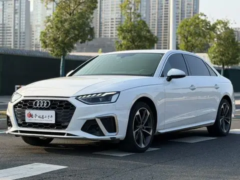 Audi A4L 2020 — фото 1